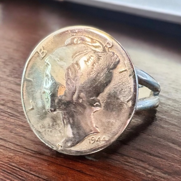OOAK Error 1944 Mercury Dime Ring (7) - Picture 2 of 4